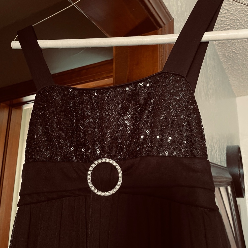 Girl’s Long Black dress from Dillards size 16 youth NEW